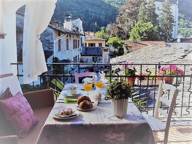 Bb Chiavenna Centro Storico B&B 외부 사진